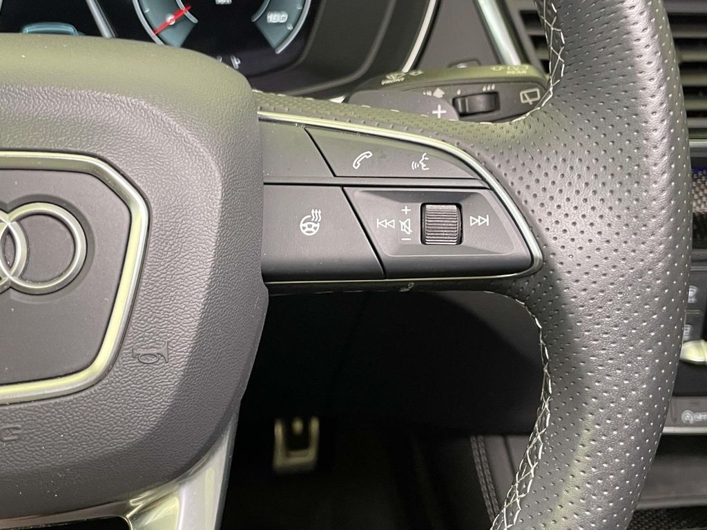 2023 Audi SQ5 Prestige photo 39