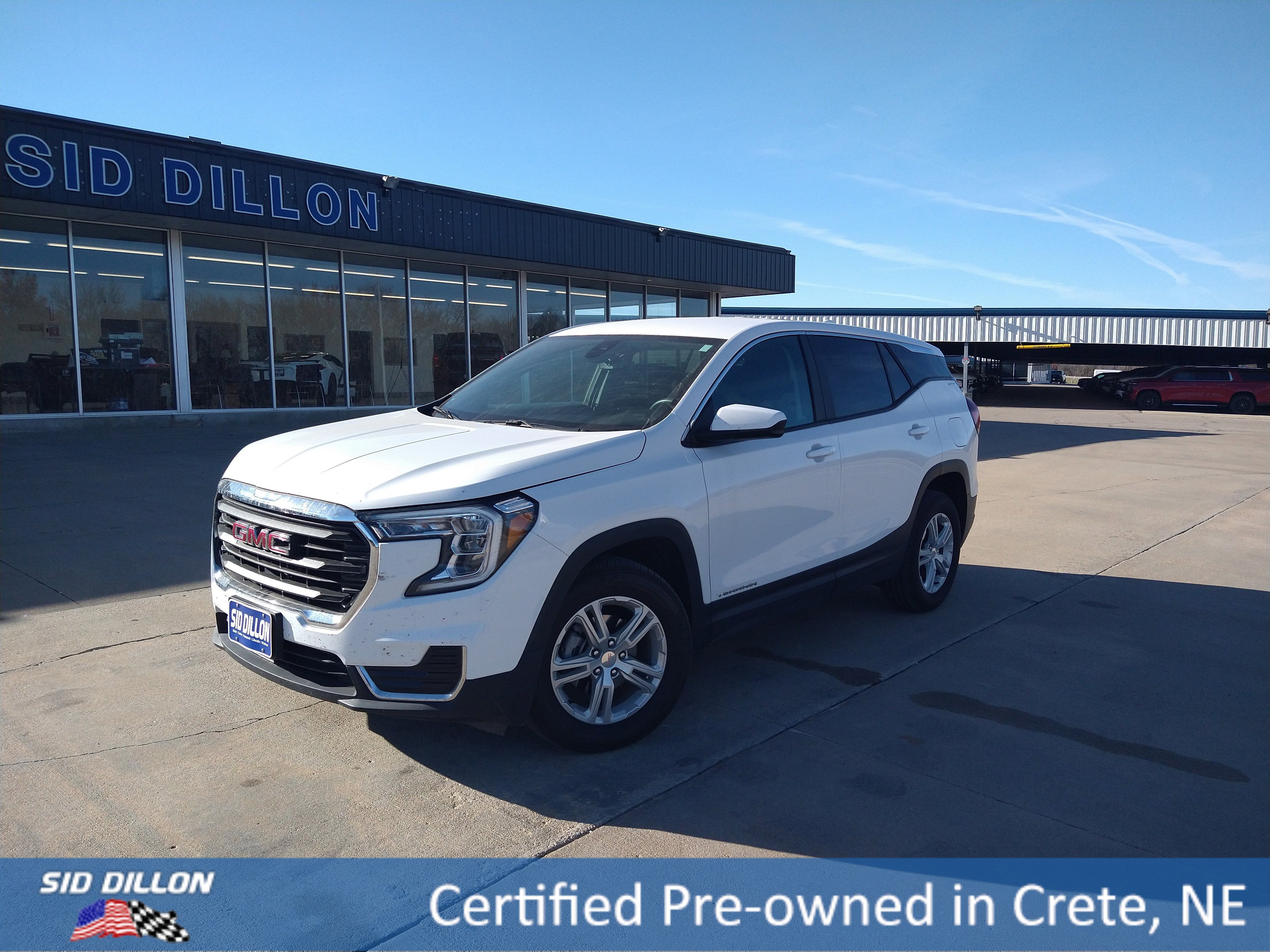 2024 GMC Terrain SLE's photo