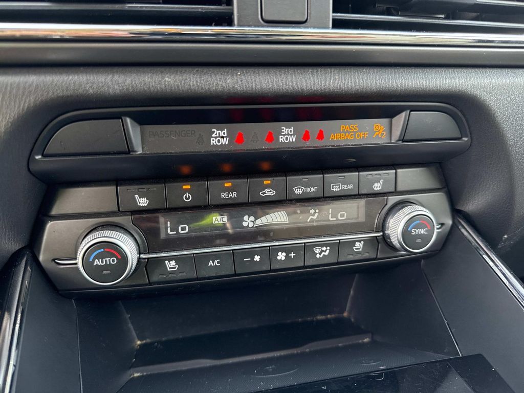2022 Mazda CX-9 Touring photo 27