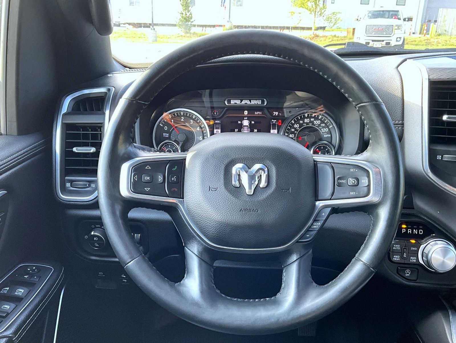 2023 Ram 1500 Laramie photo 12