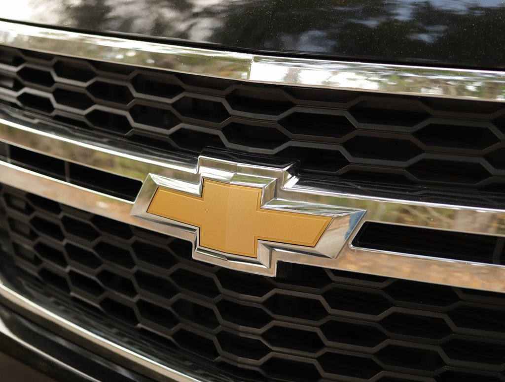 2017 Chevrolet Tahoe LT photo 35