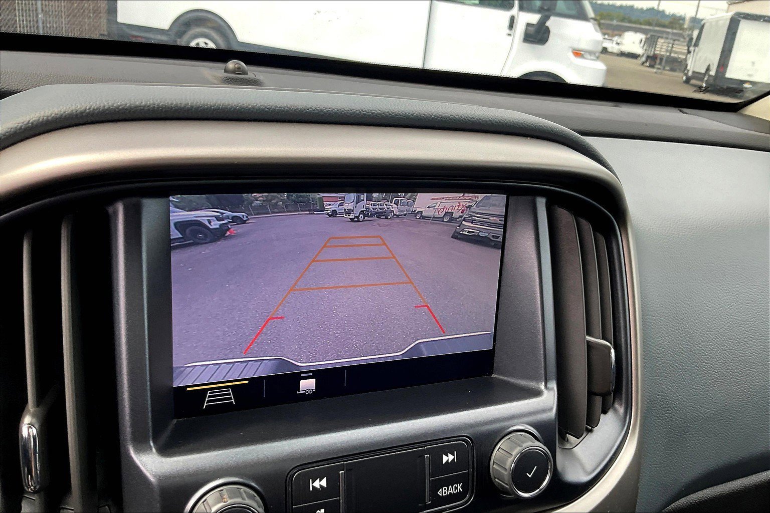 2022 Chevrolet Colorado Z71 photo 18