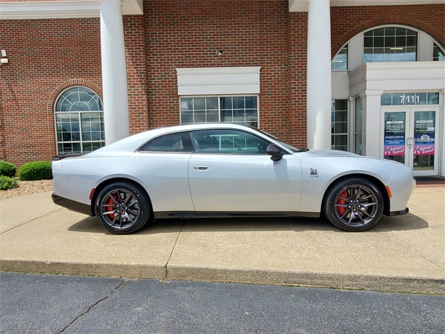 2024 Dodge Charger R/T Scat Pack photo 4