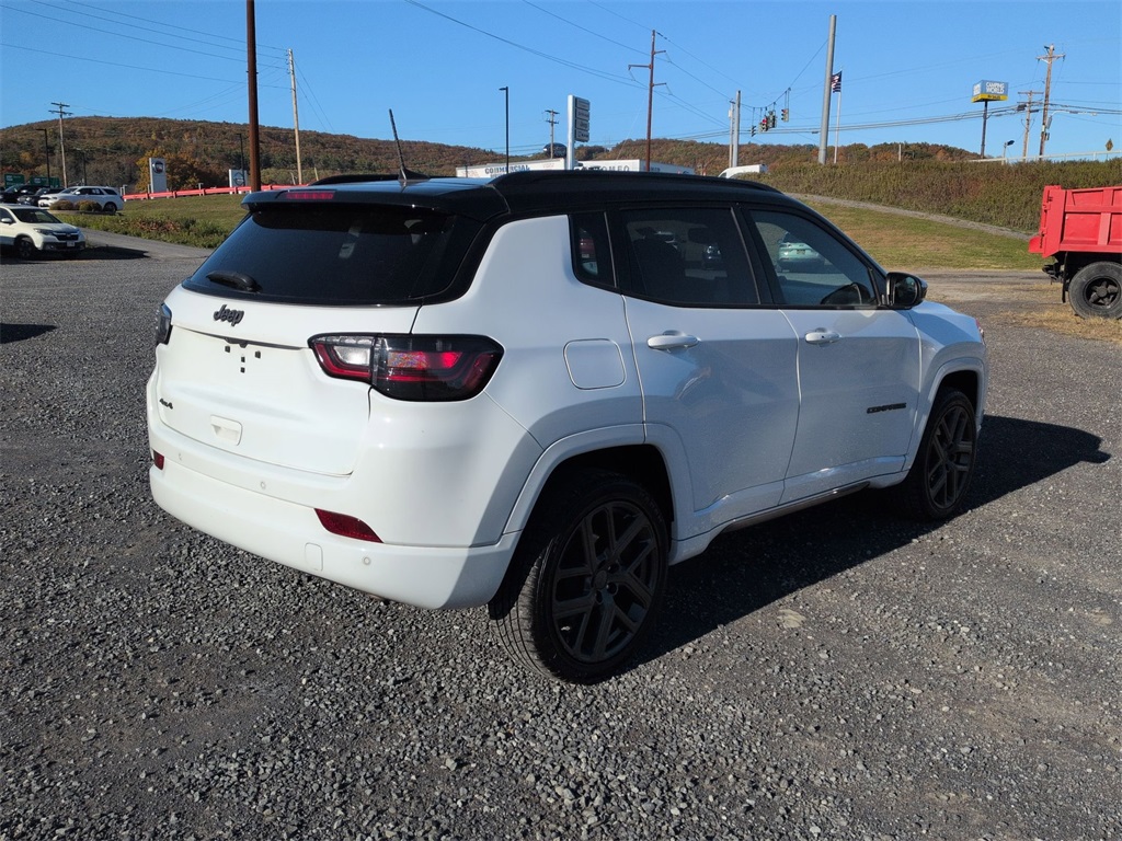 2024 Jeep Compass Limited photo 3