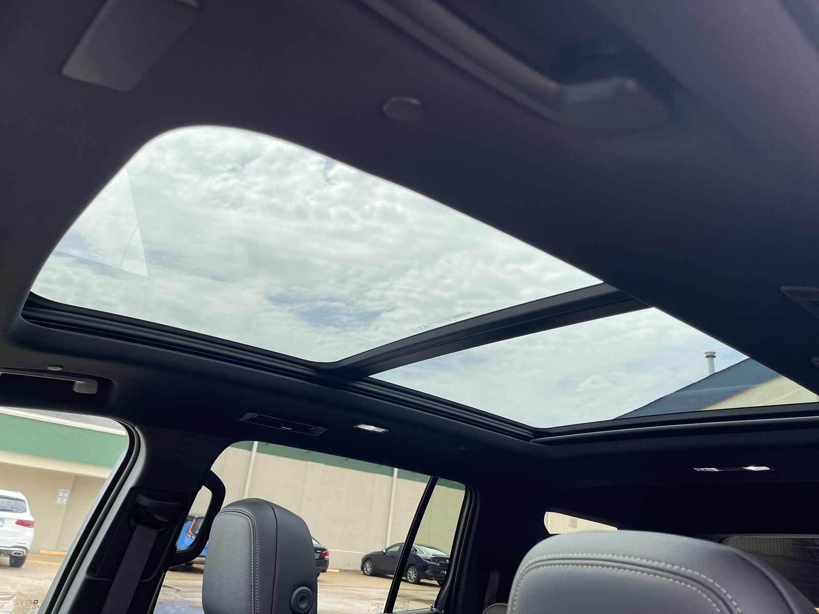 2026 Chevrolet Traverse High Country photo 22
