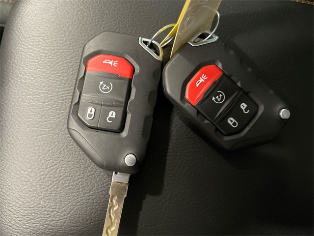 2024 Jeep Wrangler Sahara photo 20