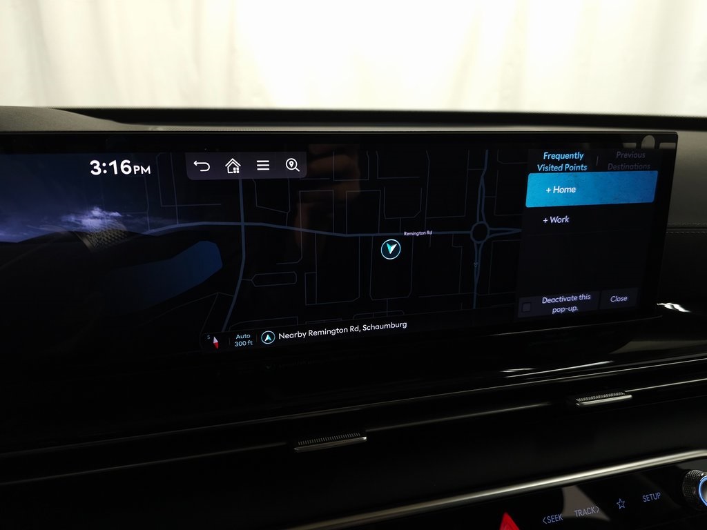 2025 Genesis GV80 2.5T Standard AWD photo 14
