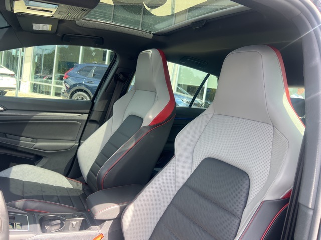 2022 Volkswagen Golf GTI Autobahn photo 15