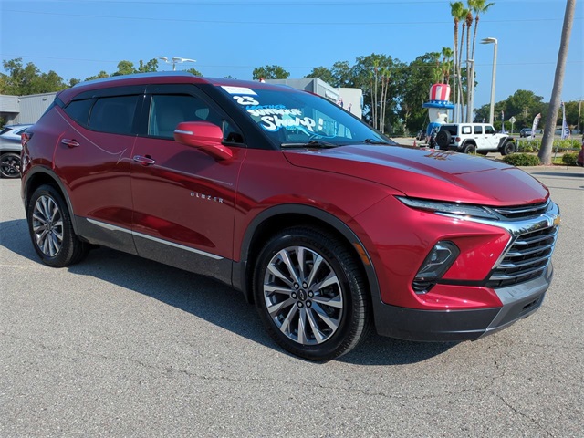 2023 Chevrolet Blazer Premier photo 2