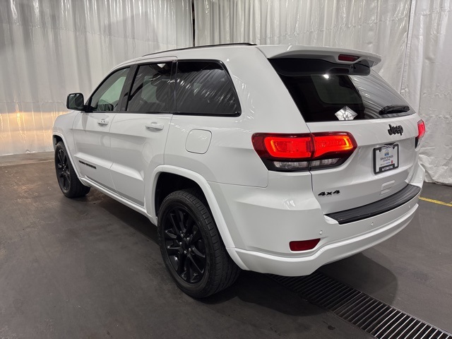 2018 Jeep Grand Cherokee Altitude photo 4
