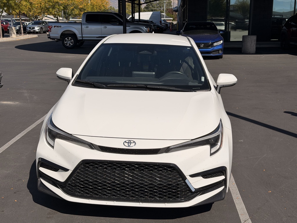 2024 Toyota Corolla SE photo 2