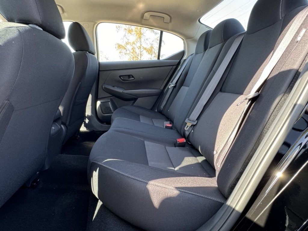 2025 Nissan Sentra SV photo 17