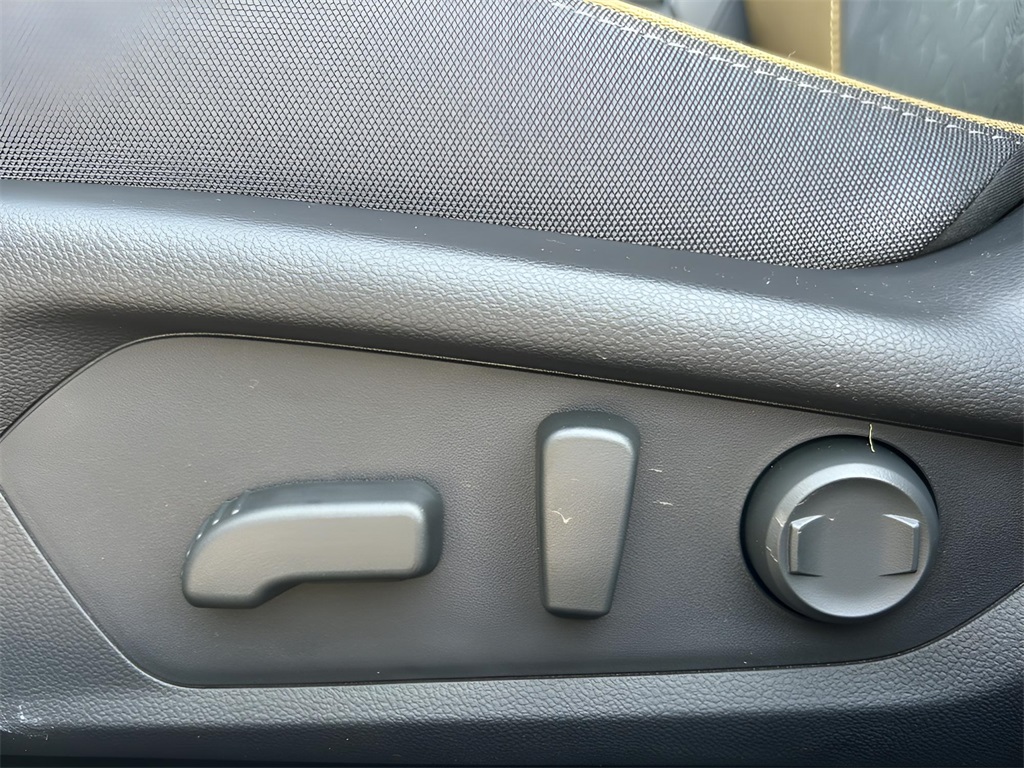 2025 Subaru Crosstrek Sport photo 9