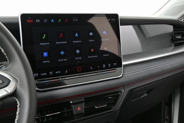 2025 Volkswagen Tiguan SE photo 7