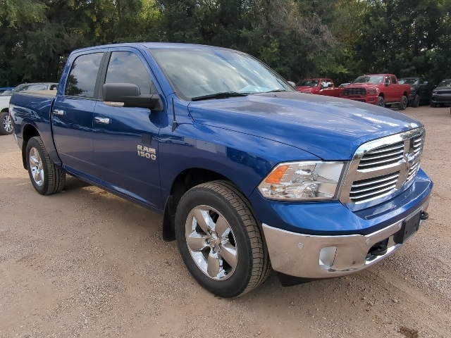 2017 Ram 1500 Big Horn photo 3
