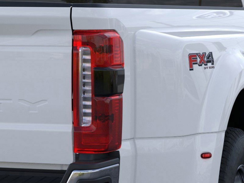 2026 Ford F-350 XLT photo 21
