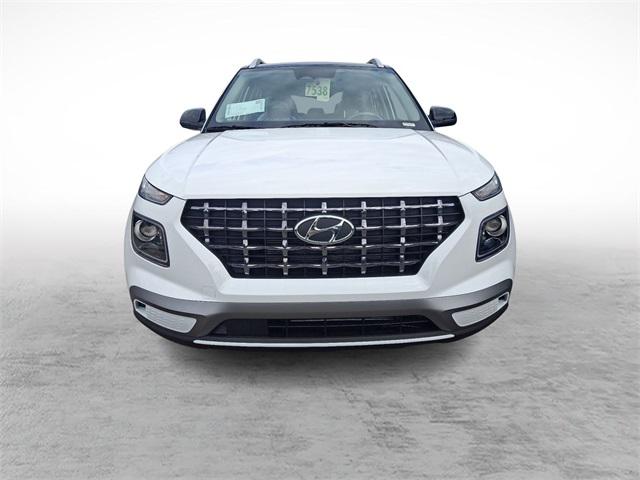 2025 Hyundai Venue Limited photo 2