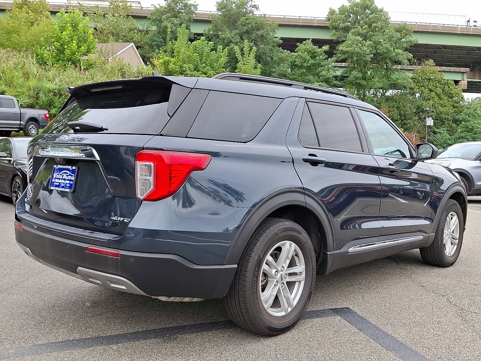 2022 Ford Explorer XLT photo 11