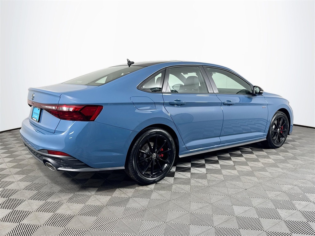 2025 Volkswagen Jetta GLI 2.0T Autobahn photo 11
