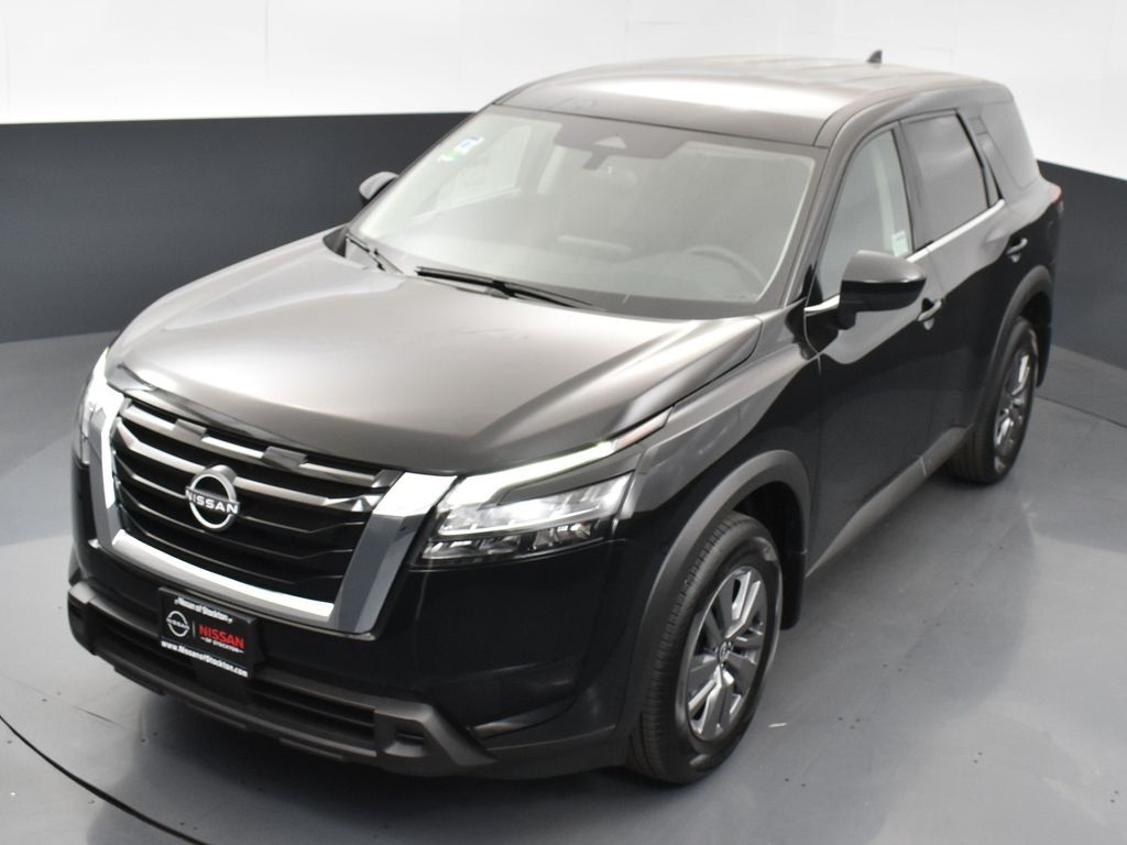 2025 Nissan Pathfinder S photo 43