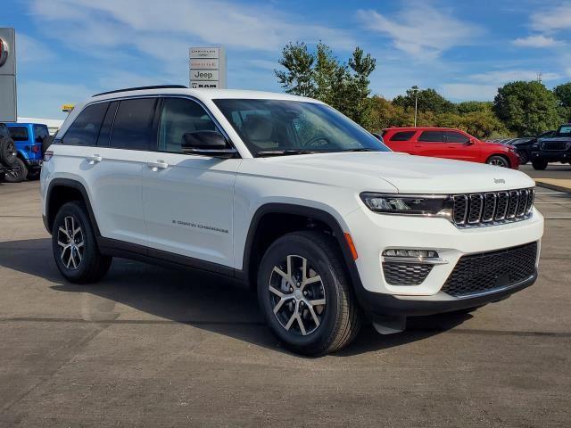 2025 Jeep Grand Cherokee Limited photo 2