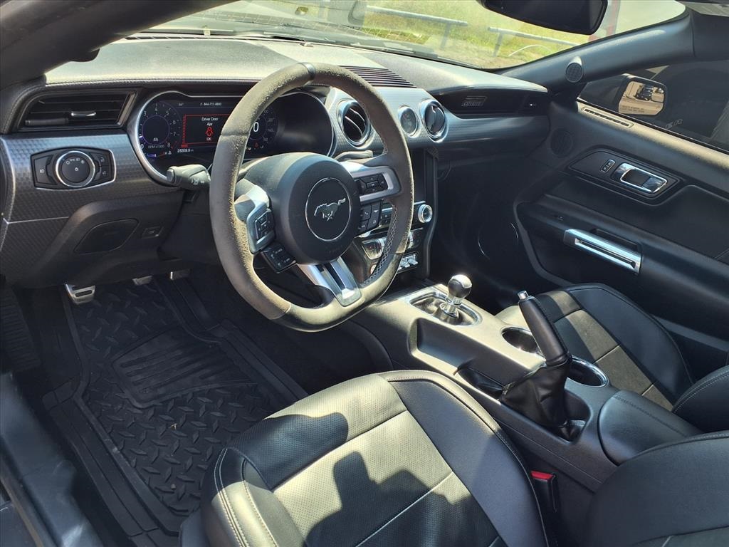 2015 Ford Mustang GT Premium photo 5