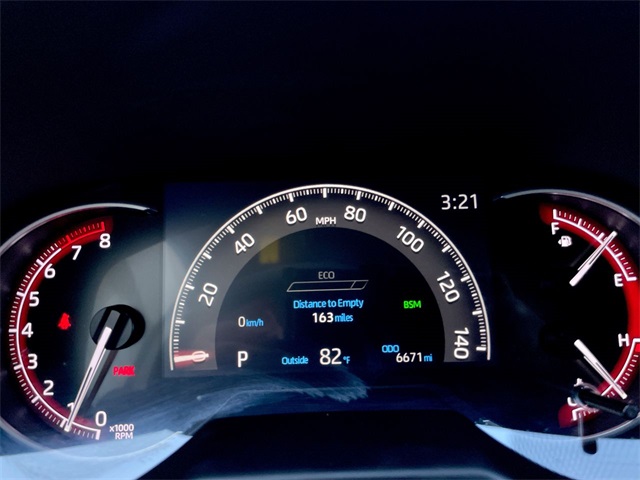2025 Toyota RAV4 XLE Premium photo 6
