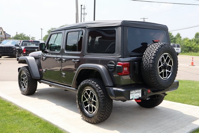 2025 Jeep Wrangler Rubicon photo 27