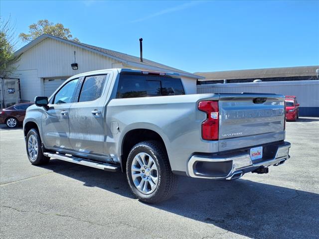 2025 Chevrolet Silverado 1500 LTZ photo 9