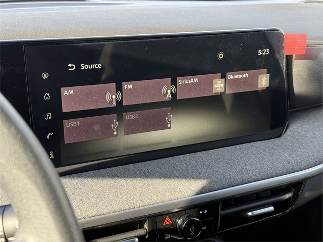 2025 Nissan Kicks SV photo 17
