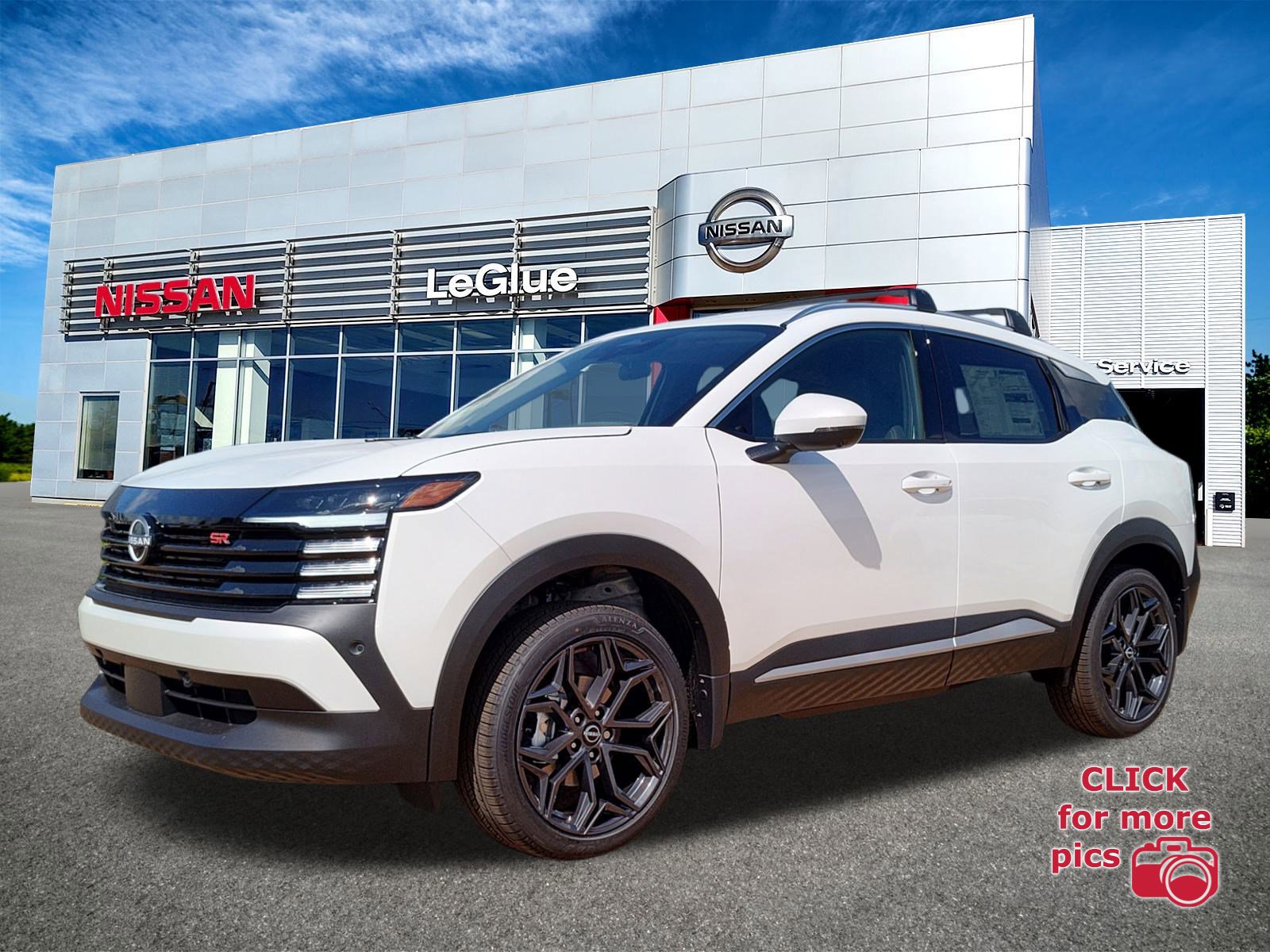 2025 Nissan Kicks SR's photo