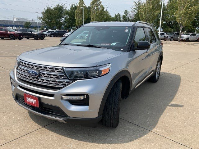2023 Ford Explorer Limited photo 2