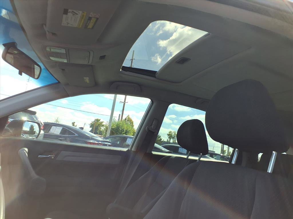 2009 Honda CR-V LX photo 17