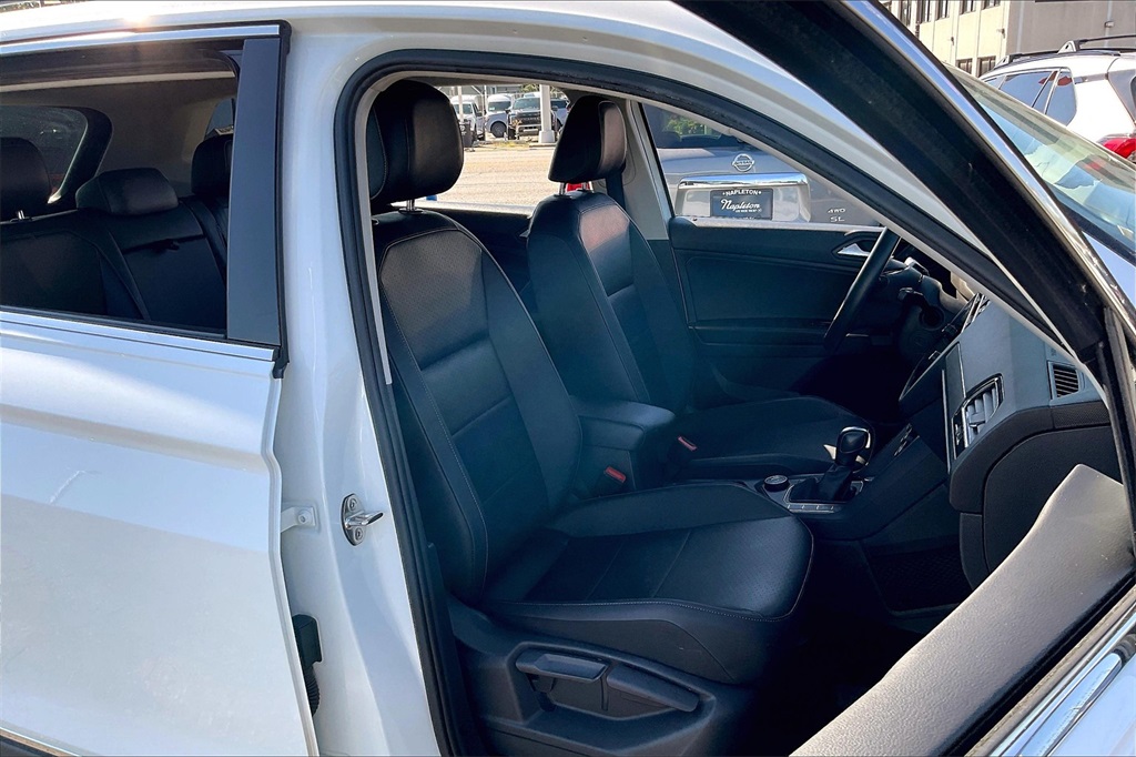2020 Volkswagen Tiguan SE photo 6