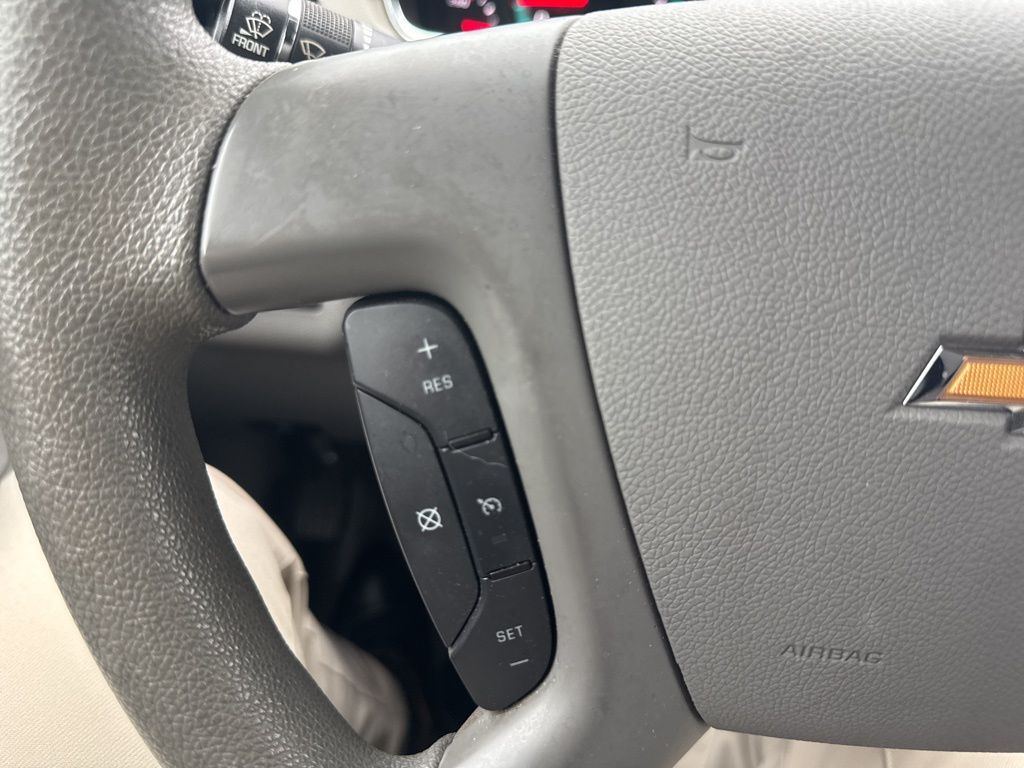 2017 Chevrolet Traverse LS photo 13
