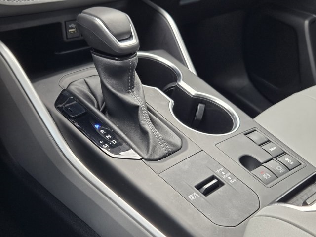 2024 Toyota Highlander XLE photo 10