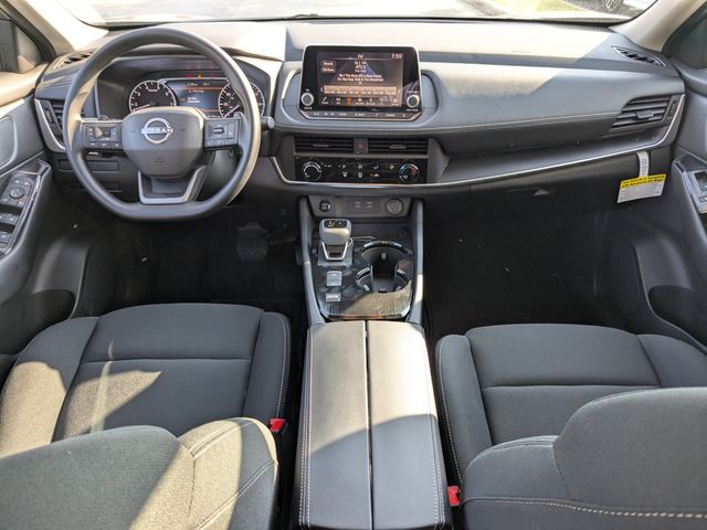 2026 Nissan Rogue S photo 11