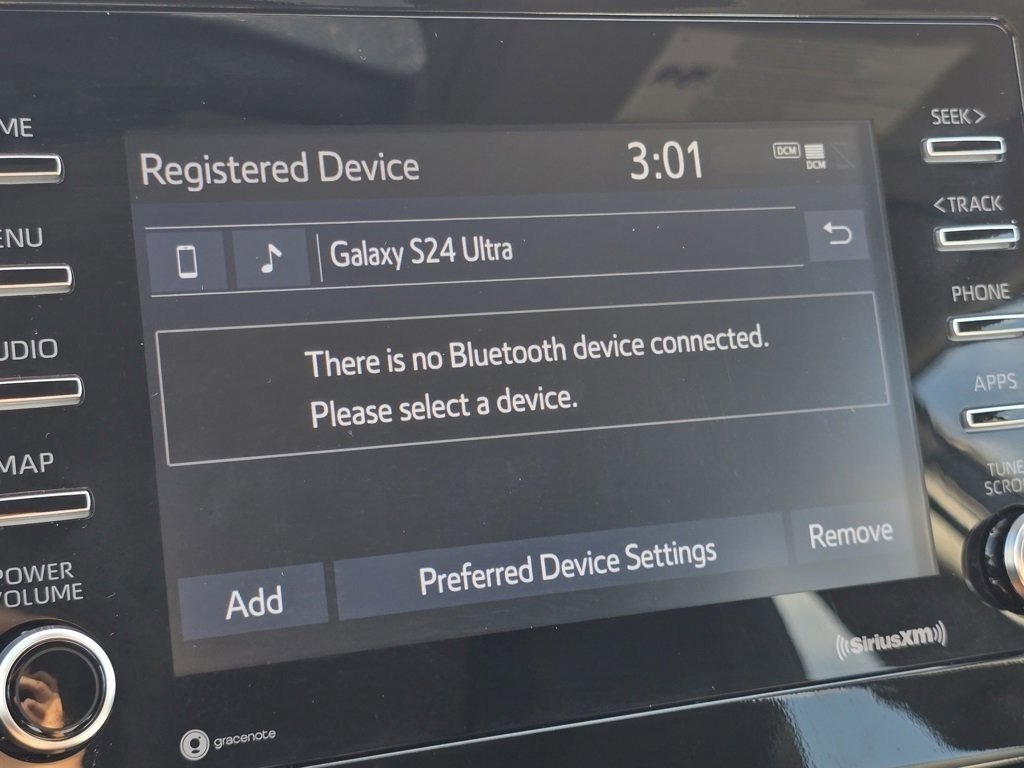 2024 Toyota Camry SE photo 4
