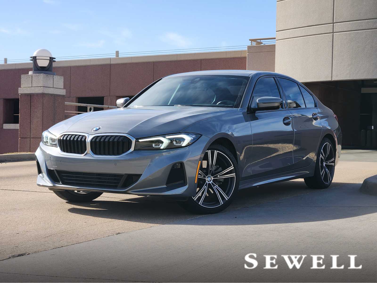 2023 BMW 3 Series 330i