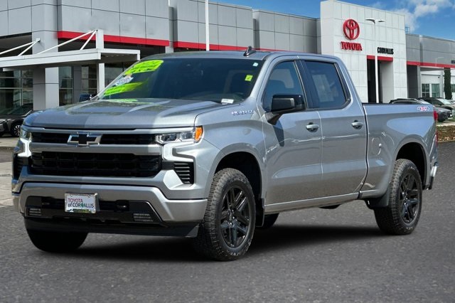 2024 Chevrolet Silverado 1500 RST photo 8