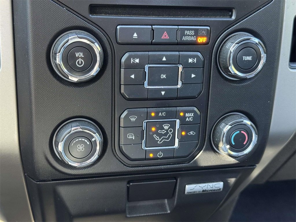 2013 Ford F-150 XLT photo 4