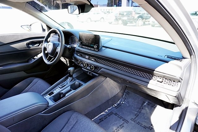 2024 Honda Accord EX photo 9