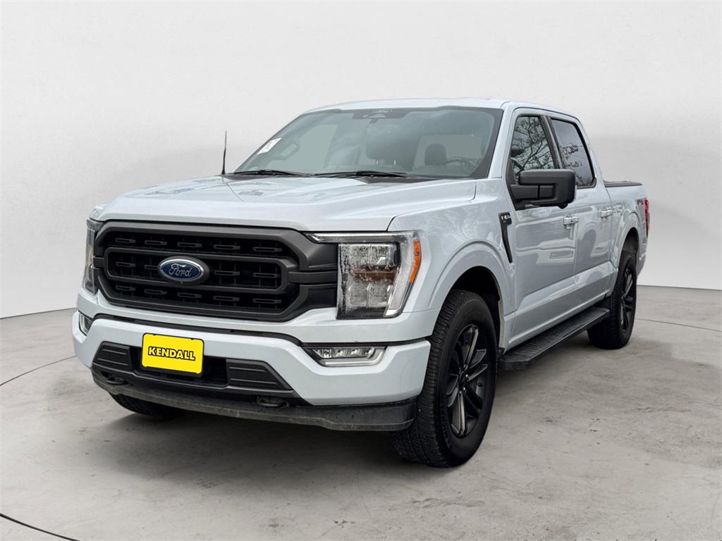 2022 Ford F-150 XLT's photo