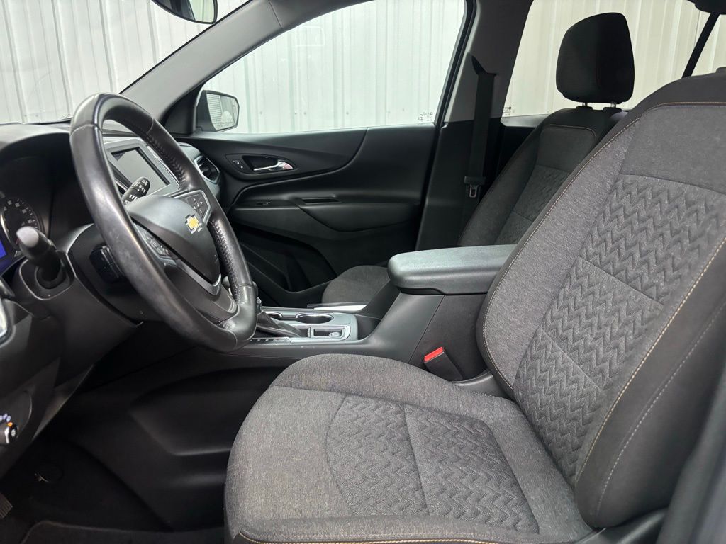 2022 Chevrolet Equinox LT photo 5