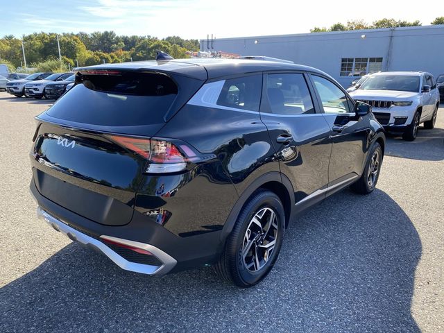 2024 Kia Sportage LX photo 3