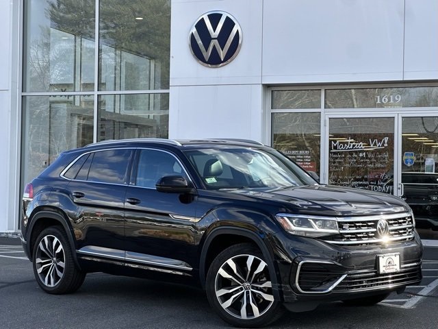 2021 Volkswagen Atlas Cross Sport SEL Premium R-Line's photo