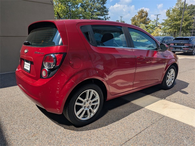 2012 Chevrolet Sonic LT photo 4
