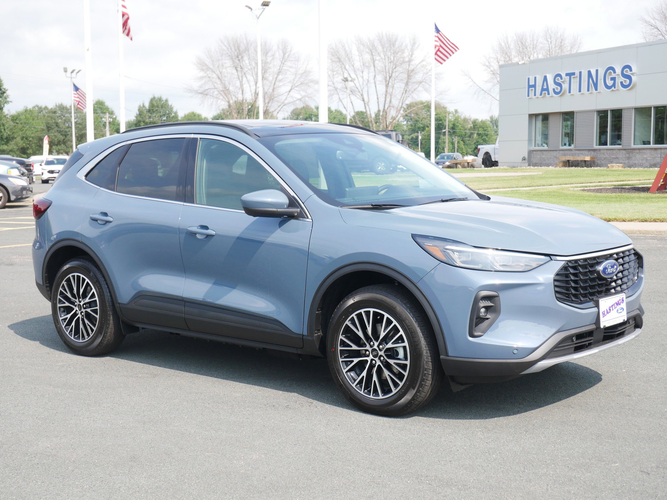 2025 Ford Escape Plug-In Hybrid photo 4