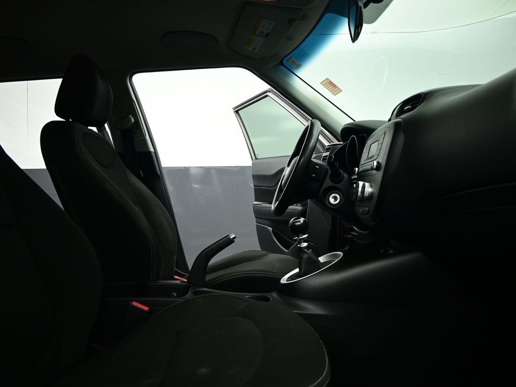 2015 Kia Soul Base photo 32