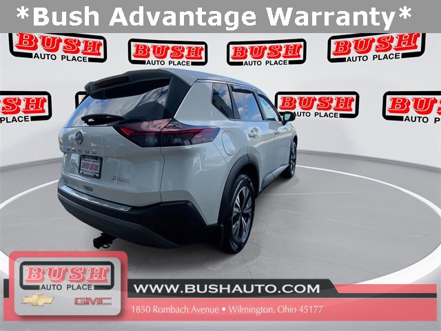 2022 Nissan Rogue SV photo 3